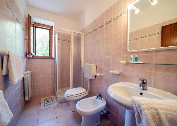 Da Angiolina 펜션 마르차나