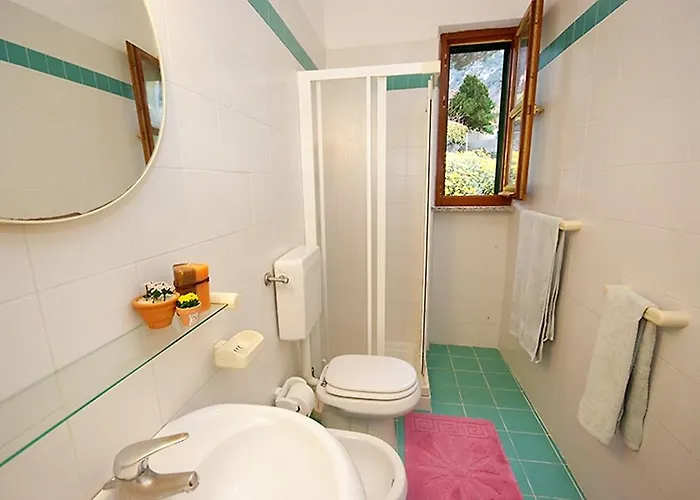 Da Angiolina 펜션 마르차나